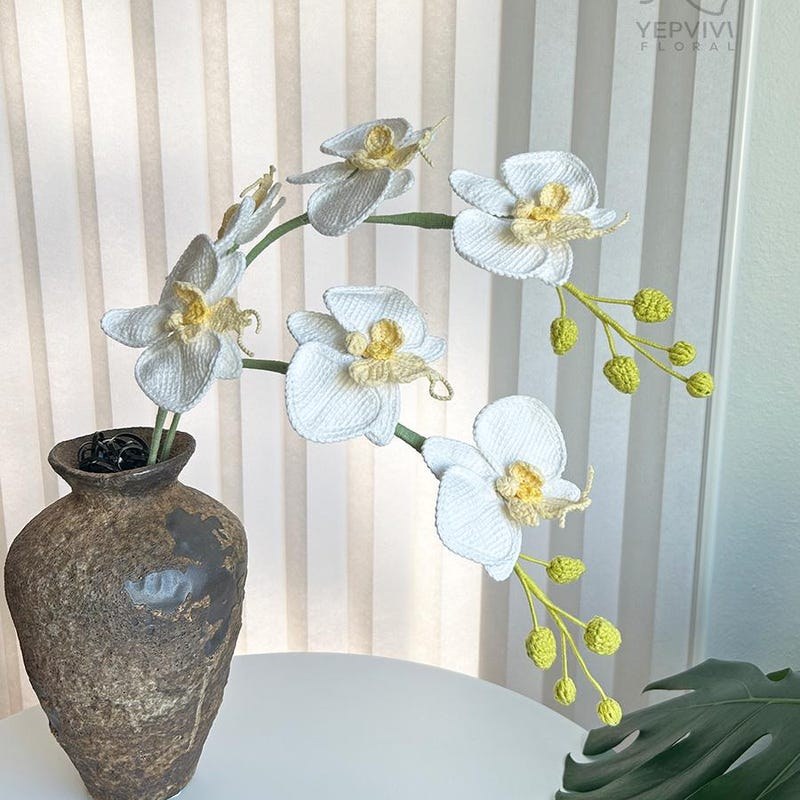 Crochet Phalaenopsis Orchid Stem, Custom Crochet Flower Bouquet, Personalized Gift for her, Anniversary Wedding
